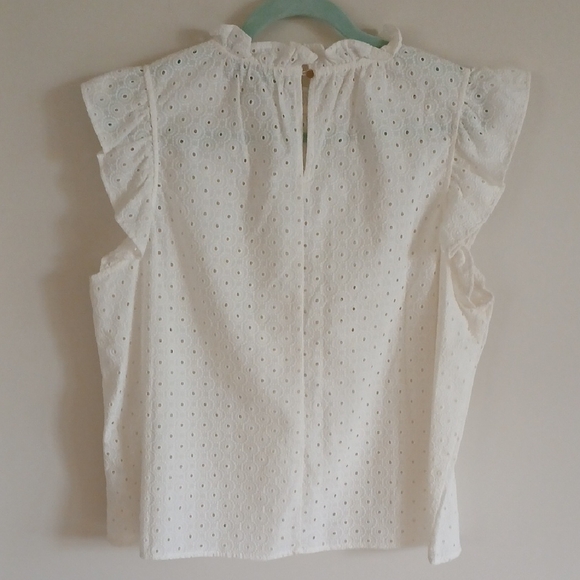 Ryegrass Women's White Eyelet Ruffle sleeve top XL - Picture 8 of 12